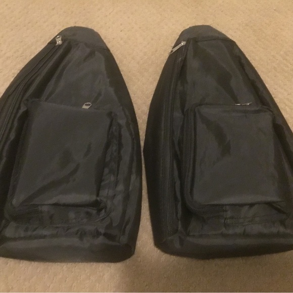 Insulated sling backpacks - Picture 1 of 4